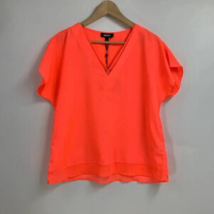 DKNY Women's Coral Sheer Chiffon Trim Vented Hem Short Sleeve V Neck Size S NWT